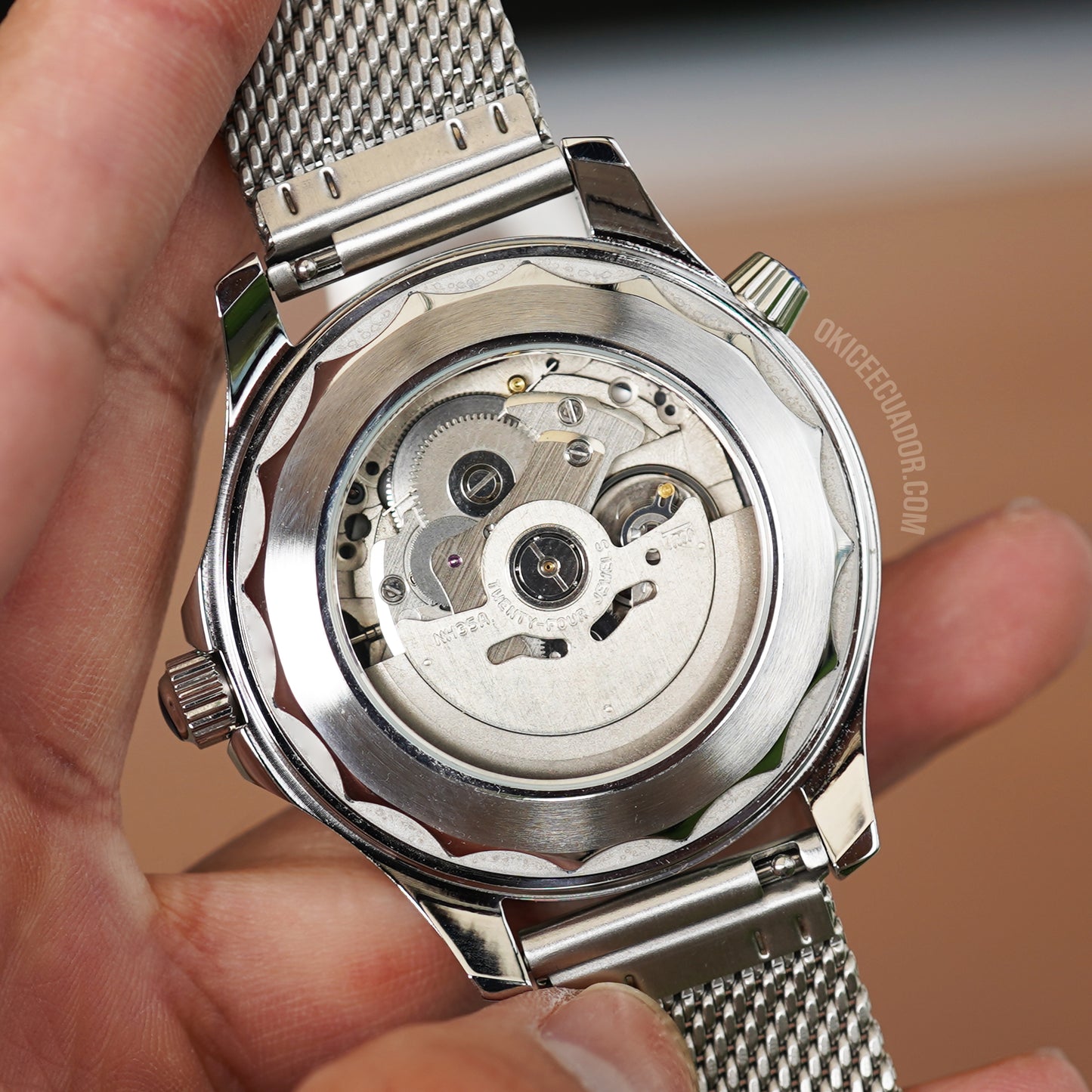 SM-03 JAMES BOND