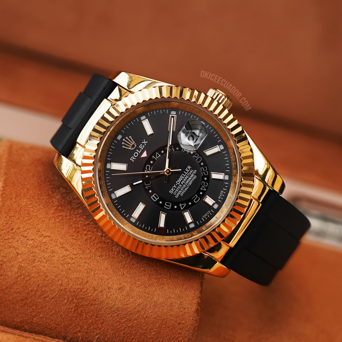 SKY- DWELLER GOLD OYSTERFLEX