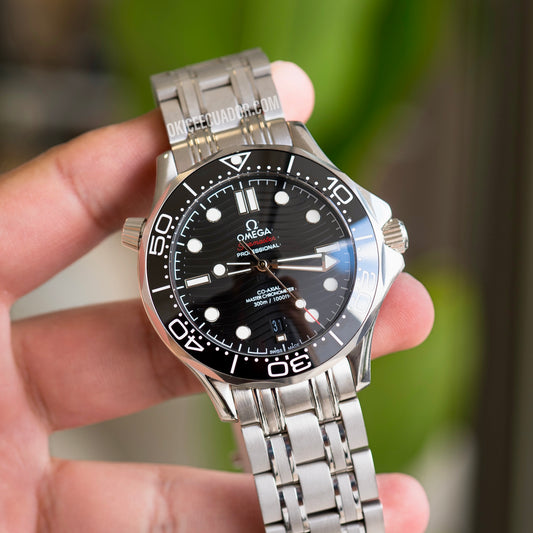 OMEGA SEAMASTER BLACK